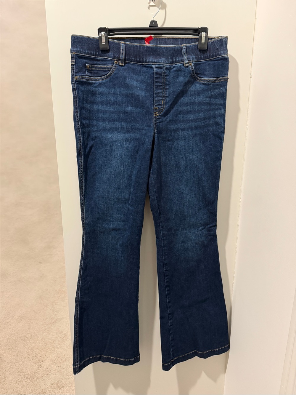 👖Spanx pull on boot cut jeans XL petite EUC